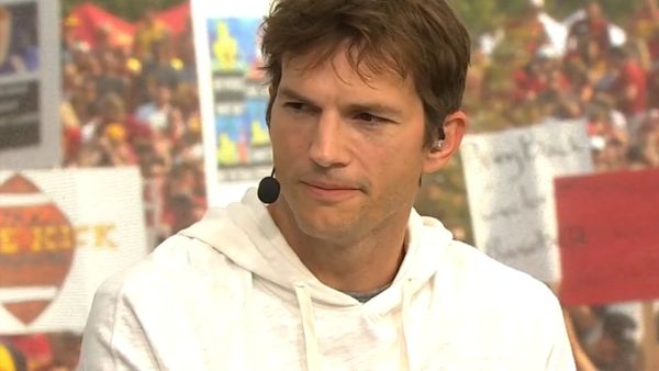 fans tell Ashton Kutcher to 'take a shower'