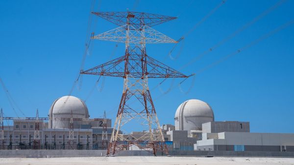 ربط ثاني محطات براكة بشبكة الكهرباء الرئيسية في الدولة ربط ثاني محطات براكة بشبكة الكهرباء الرئيسية في الدولة