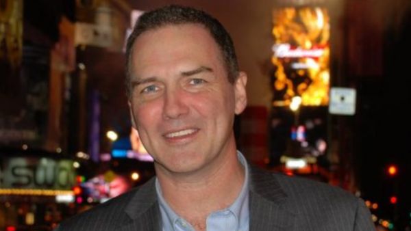 Norm Macdonald Dies of Cancer
