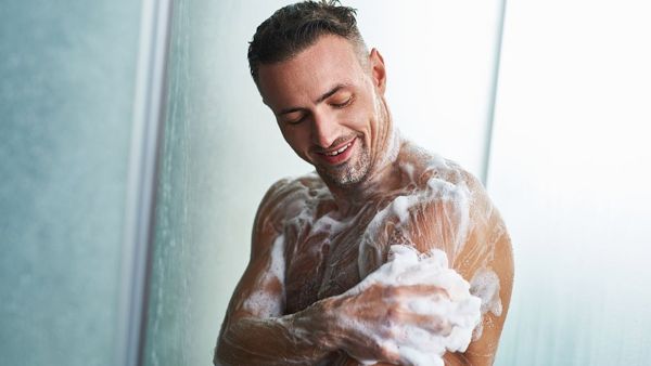 5 أخطاء يرتكبها الرجل عند العناية بالمنطقة الحساسة