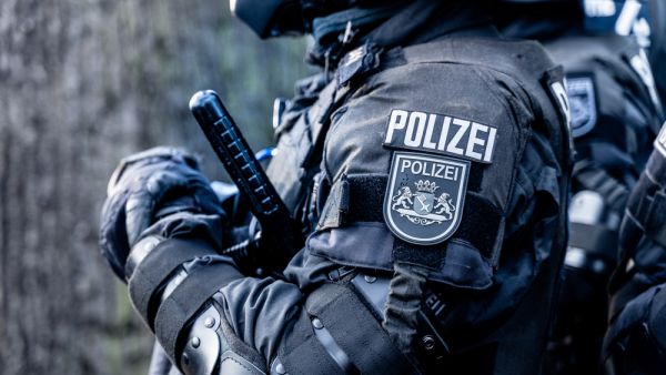 Germany arrests 4 for alleged terror attack plot