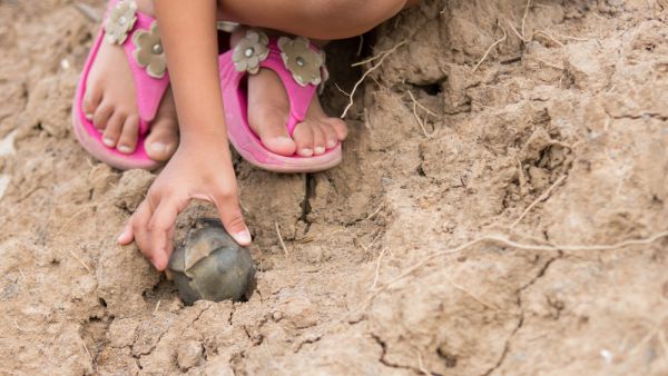 cluster bombs killed, injured more people in 2020