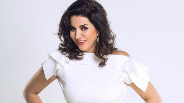 وفاء عامر