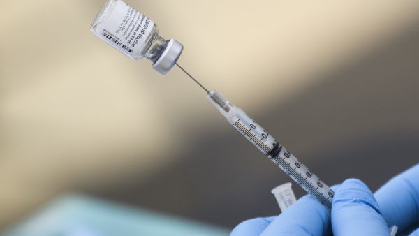 Pentagon orders all civilian employees to be fully vaccinated