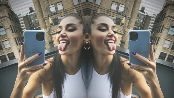 Pictures of Hande Erçel in New York.. But Where Is Kerem Bürsin?!