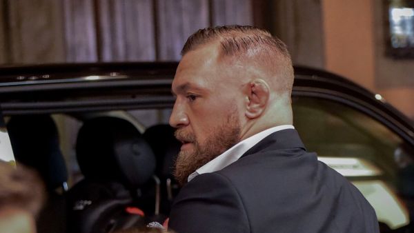 Facchinetti says he plans to sue McGregor.