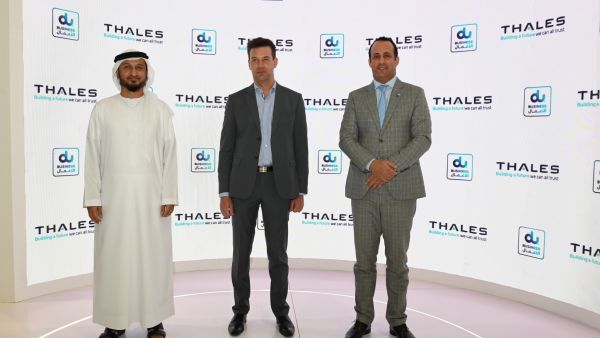 دو توقع اتفاقية شراكة مع مجموعة "تاليس" لتعزيز أمن البيانات وتلبية متطلبات الامتثال التنظيمي للمؤسسات في دولة الإمارات العربية المتحدة