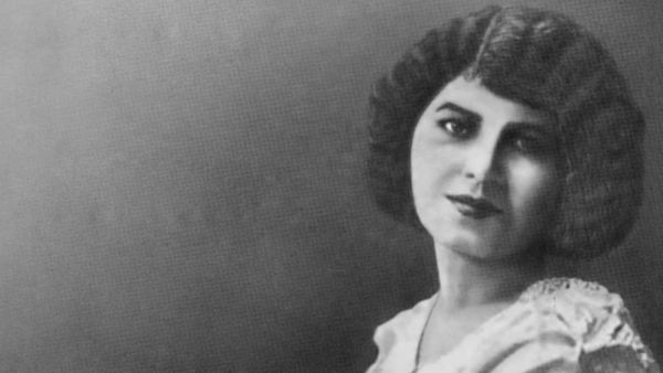 في ذكرى وفاة الأديبة اللبنانية مي زيادة