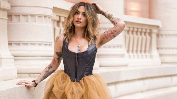 Paris Jackson and her friends go completely topless 