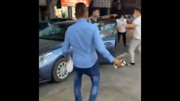 مشهد من الفيديو