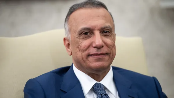 مصطفى الكاظمي رجل اللحظة الحرجة