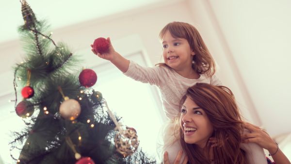 كيف تصنعين شجرة عيد الكريسماس؟