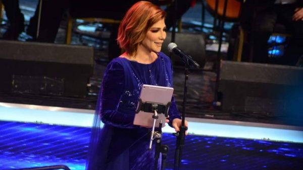 أصالة تتعرض لموقف محرج عل المسرح