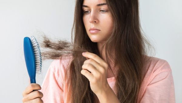 7 نصائح لإعادة نمو شعرك بشكل طبيعي