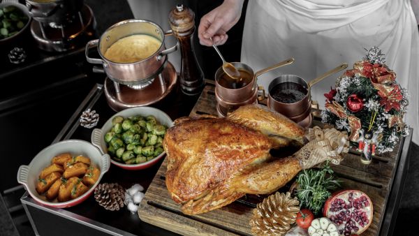 Four Seasons invites guests to celebrate in style with family and friends at properties around the world Experience an Unforgettable Festive Getaway with Four Seasons
