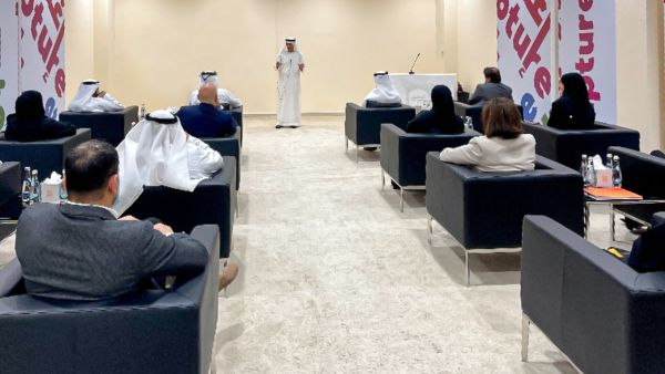 خلال الحدث مدينة الشارقة للإعلام (شمس) تكرم الكاتب الإماراتي الدكتور عبدالله علي الطابور