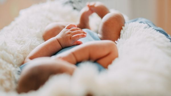 طبيب البوابة: حقائق هامة عن بشرة طفلك