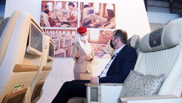 ختام ناجح لمشاركة طيران الإمارات في معرض دبي للطيران 2021