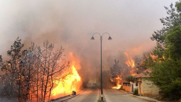 حرائق في لبنان