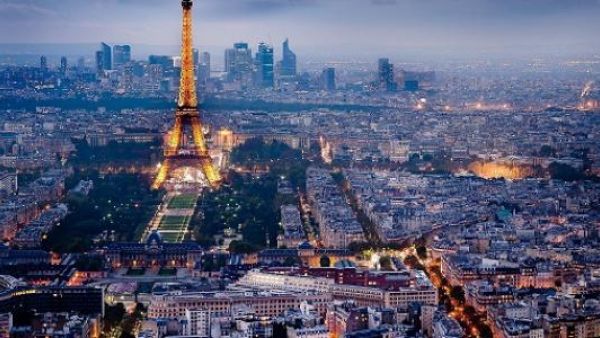 العاصمة باريس