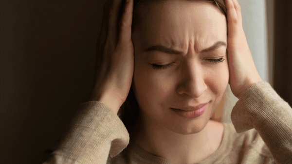 هل تعاني من الصداع المستمر؟ إليك ما يجب معرفته