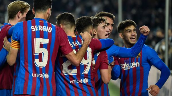 برشلونة يتحدى إشبيلية اليوم