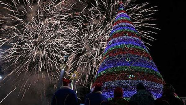 أغلى 4 طرق احتفال المشاهير في راس السنة 