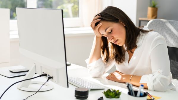 9 طرق تساعدك على تخفيف ضغط العمل