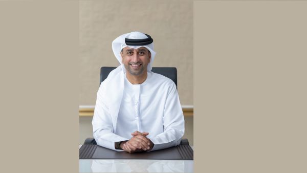 دو تشارك سكان الإمارات احتفالاتهم باليوم الوطني الخمسين بعمل غنائي يحتفي بإنجازات الدولة وتطلعاتها للمستقبل