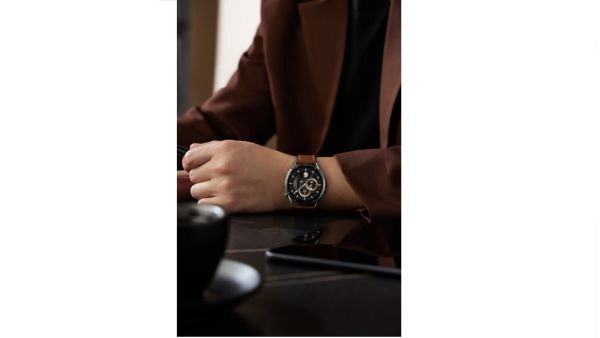 HUAWEI WATCH GT 3 خمسة أسباب تجعلنا نحب ساعةHUAWEI WATCH GT 3 مجموعة مراحل القمر II الجديدة