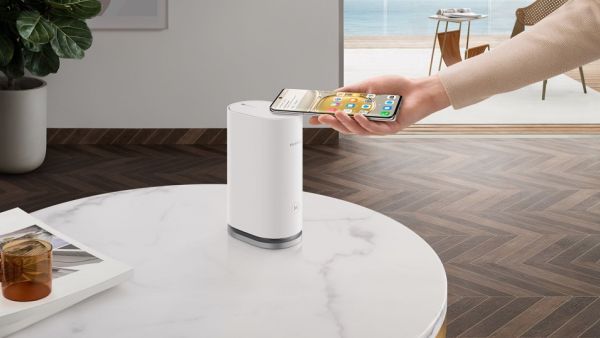 The HUAWEI WiFi Mesh 7. هواوي توفر شبكة Wi-Fi 6 Plus المنزلية فائقة السرعة مع راوتر الشبكات التداخلية الجديد HUAWEI WiFi Mesh 7