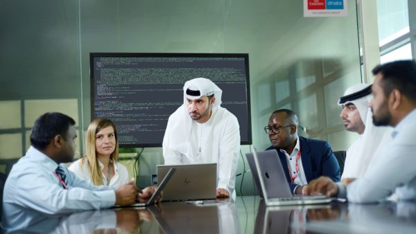 مجموعة الإمارات تستقطب متخصصين عالميين بتكنولوجيا المعلومات
