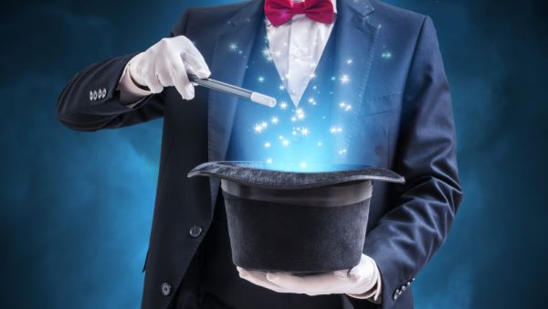  Malaysian magician set a pair of Guinness World Records when he performed 37 magic tricks in one minute