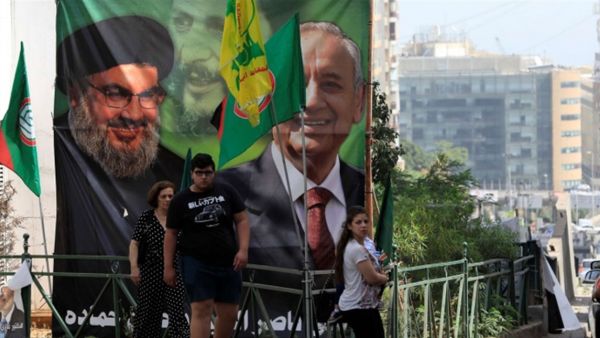 القاضي بيطار اتهم زعماء في حزب الله وامل بالتورط في جريمة انفجار بيروت