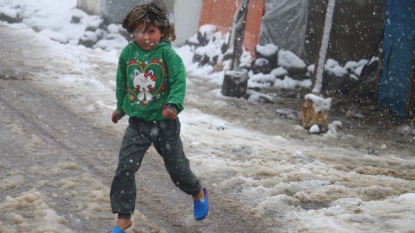 وفاة 3 أطفال سوريين بسبب البرد القارس