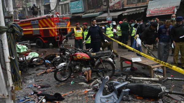Pakistan bomb 