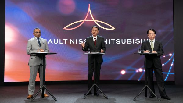 The 2030 roadmap focuses on pure electric vehicles and connected mobility. Renault, Nissan & Mitsubishi Motors Announce Common Roadmap Alliance 2030: Best Of 3 Worlds For A New Future