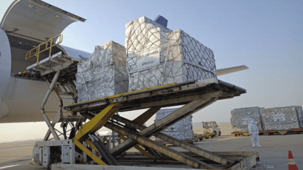 Growing Alliance For The Environment: DB Schenker And Lufthansa Cargo Welcome Lenovo On Their Co2-neutral Flights