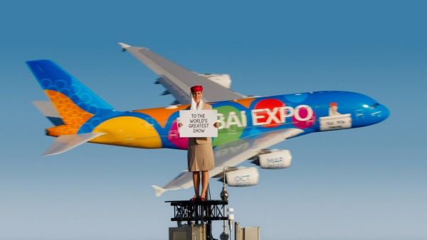 A380 تدور حول برج خليفة لوضع إكسبو 2020 دبي على رأس خيارات السفر