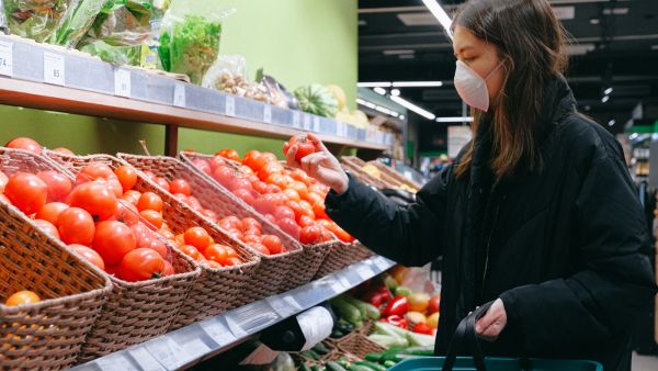 طبيب البوابة: هل أنت عرضة للإصابة بـكوفيد-19؟