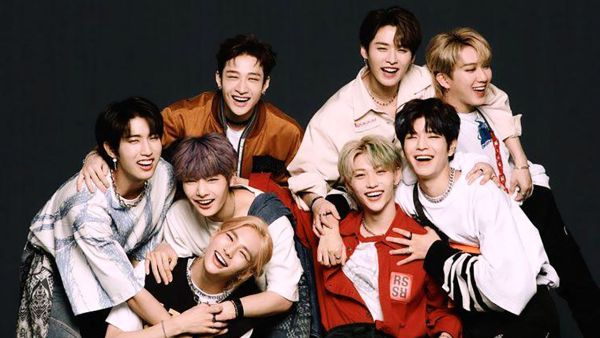 فرقة ستراي كيدز