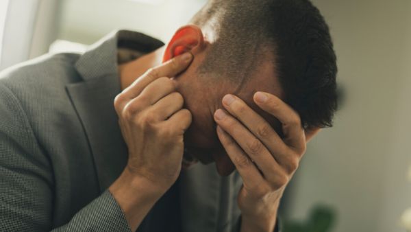 البارانويا والقلق..إليك كل ما تريد معرفته