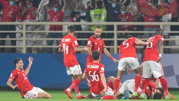 الأهلي يلاقي الهلال اليوم