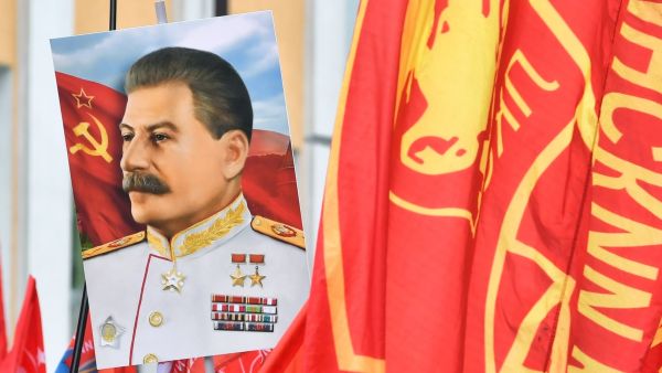 سرقة 16 مليون روبل من قريب ستالين في روسيا