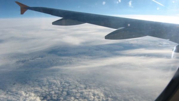 الغرب يغلق الأجواء الأوكرانية