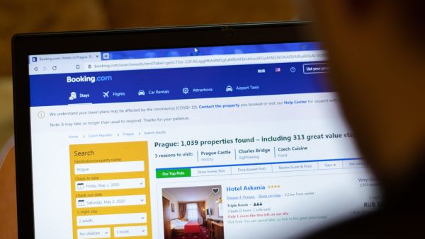 3000 موظف فقدوا عملهم بمقطع فيديو