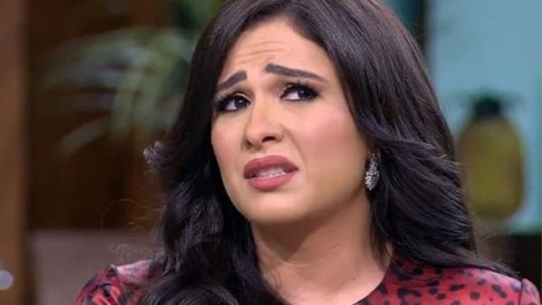 ياسمين عبد العزيز 