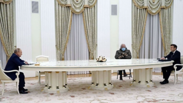 French and Russian president meet on Ukraine