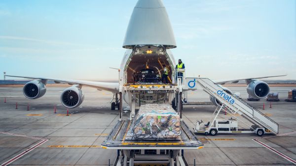 دناتا تعزز عروض الشحن في أربيل بتطبيق النظام الرقمي