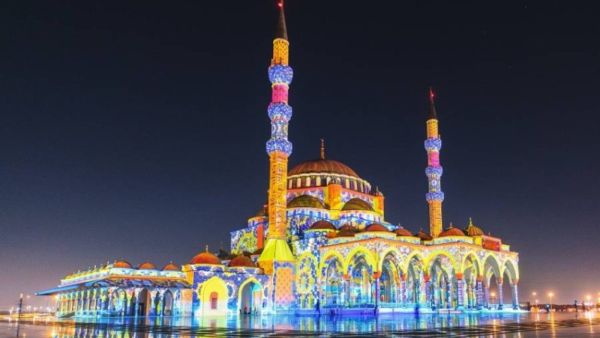 عروض «مهرجان أضواء الشارقة 2022»